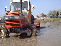 �N�{�^�k�P�^�S�R�n�̓C���^�[�N�[���[�t���^�[�{�G���W���g���N�^�[