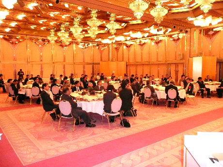 �A�O���t�@���h�ΐ�R�O���N�L�O���T