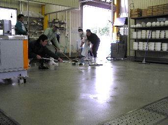 �H���|��