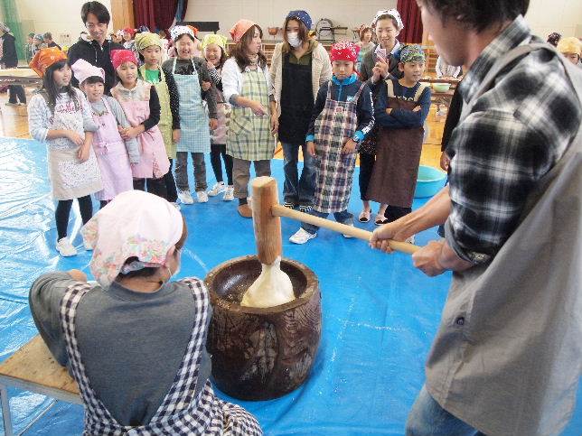 富陽餅つき