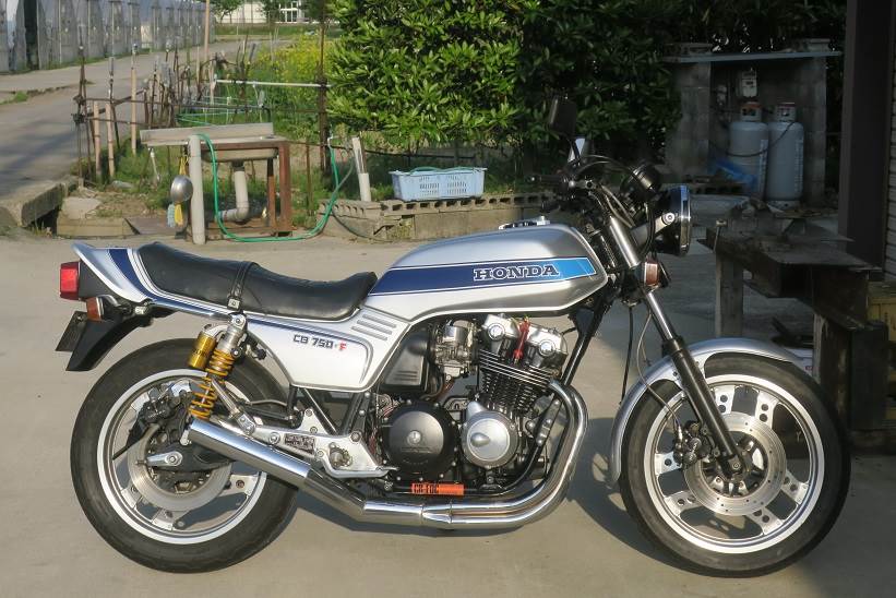 ＣＢ７５０Ｆ